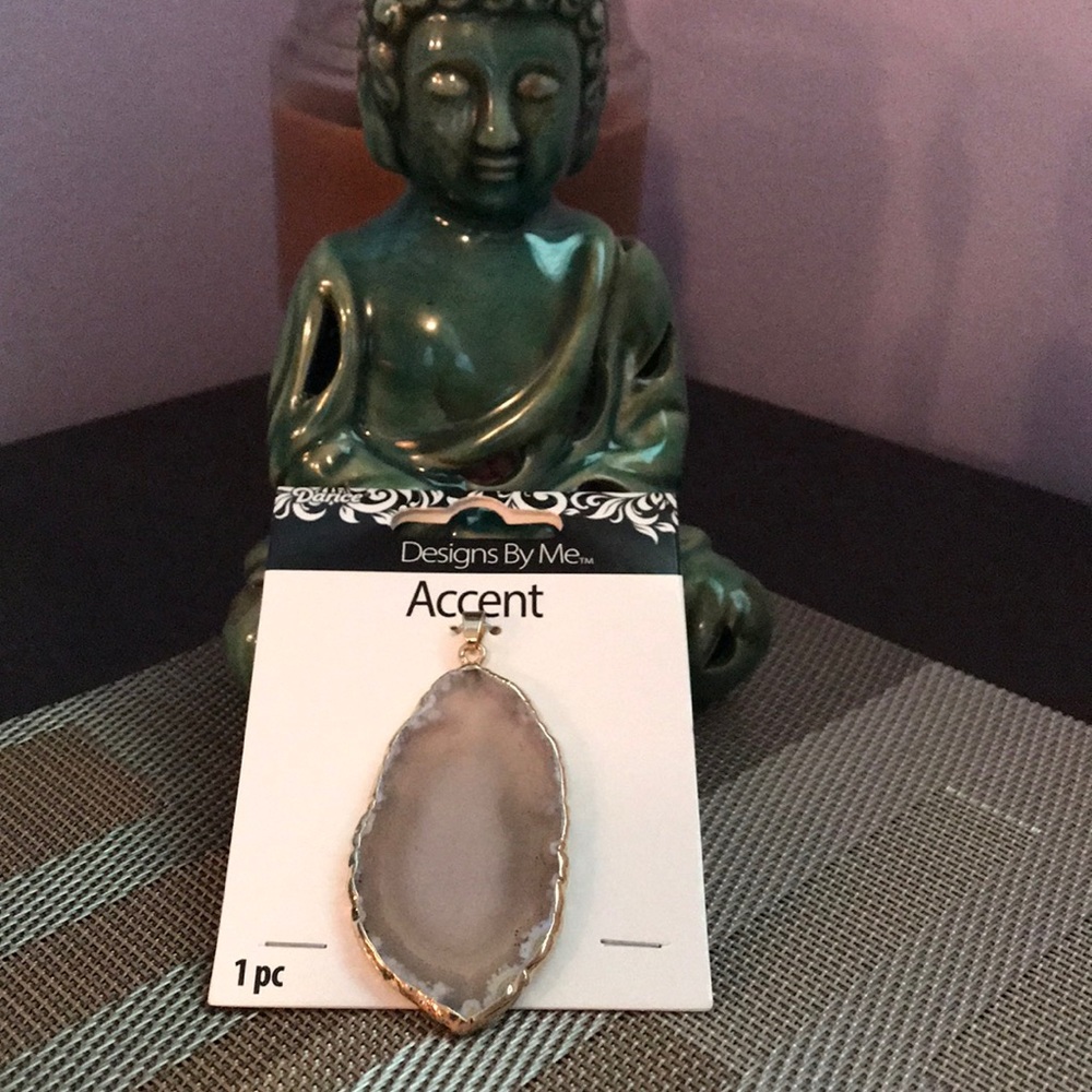 Agate Champagne And Gold pendant large 4 inch